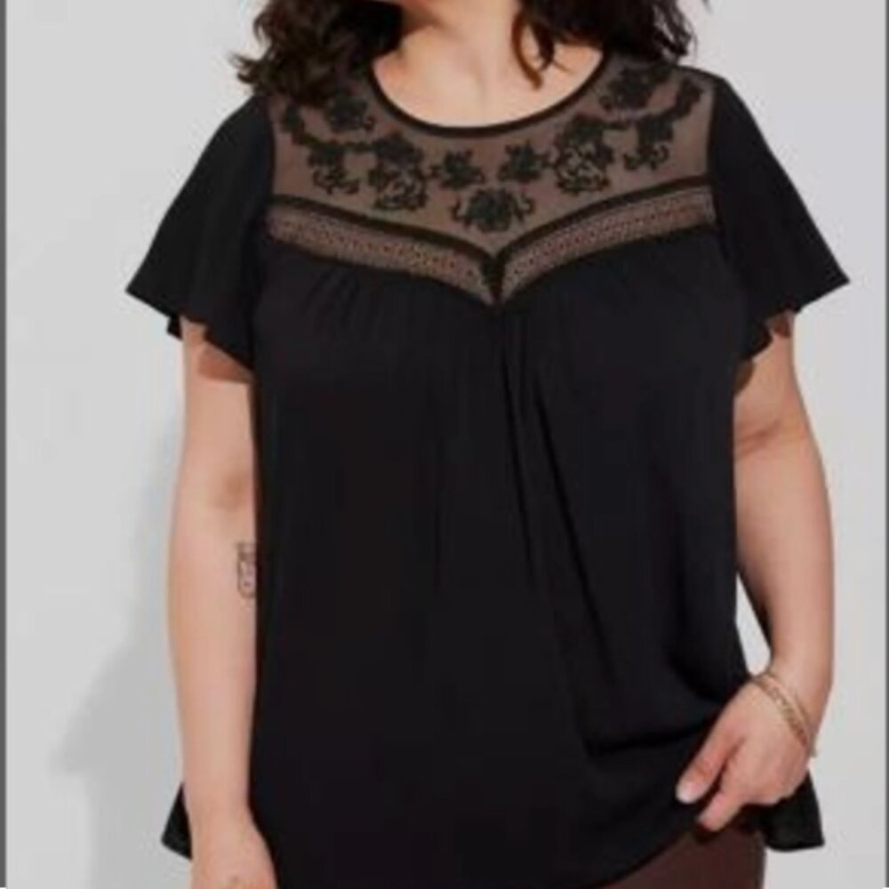 Torrid Washable Crinkle Gauze Flutter Sleeve Lace Mix Top
